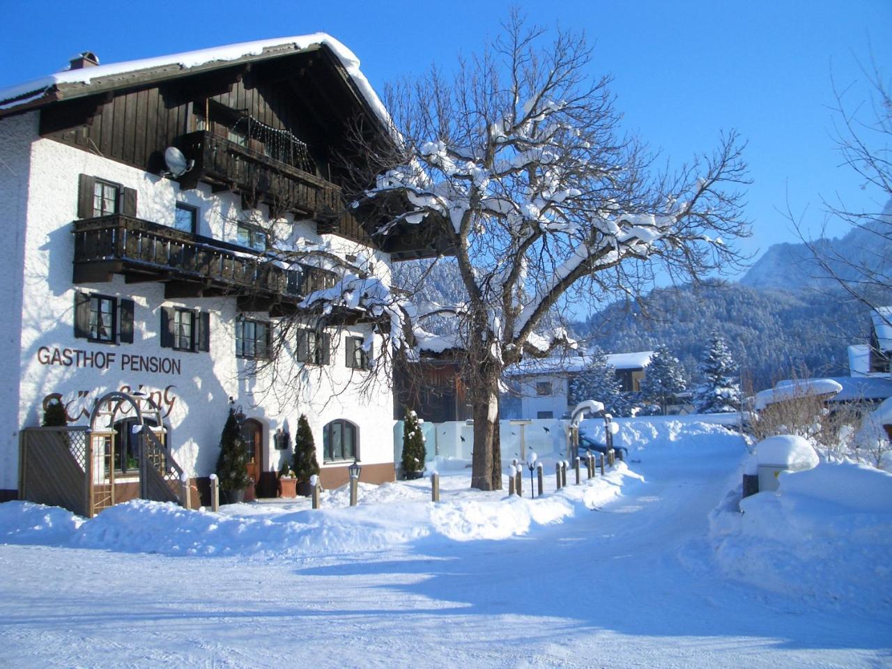 Alpenmotel Saeuling Pinswang Buitenkant foto